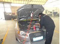 奔馳轎車(chē)發(fā)動(dòng)機(jī)尾氣冒黑煙如何處理？